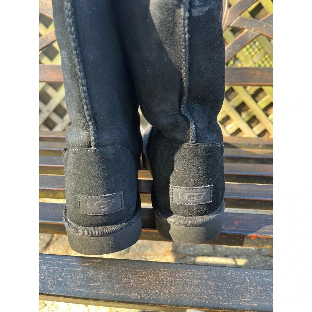 UGG Classic‎ Short II Black Suede Shearling Winter Boots Women's